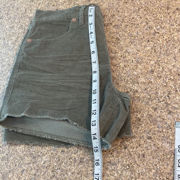 NWT Gap Olive Green Corduroy Shorts 6 - Picture 7 of 14